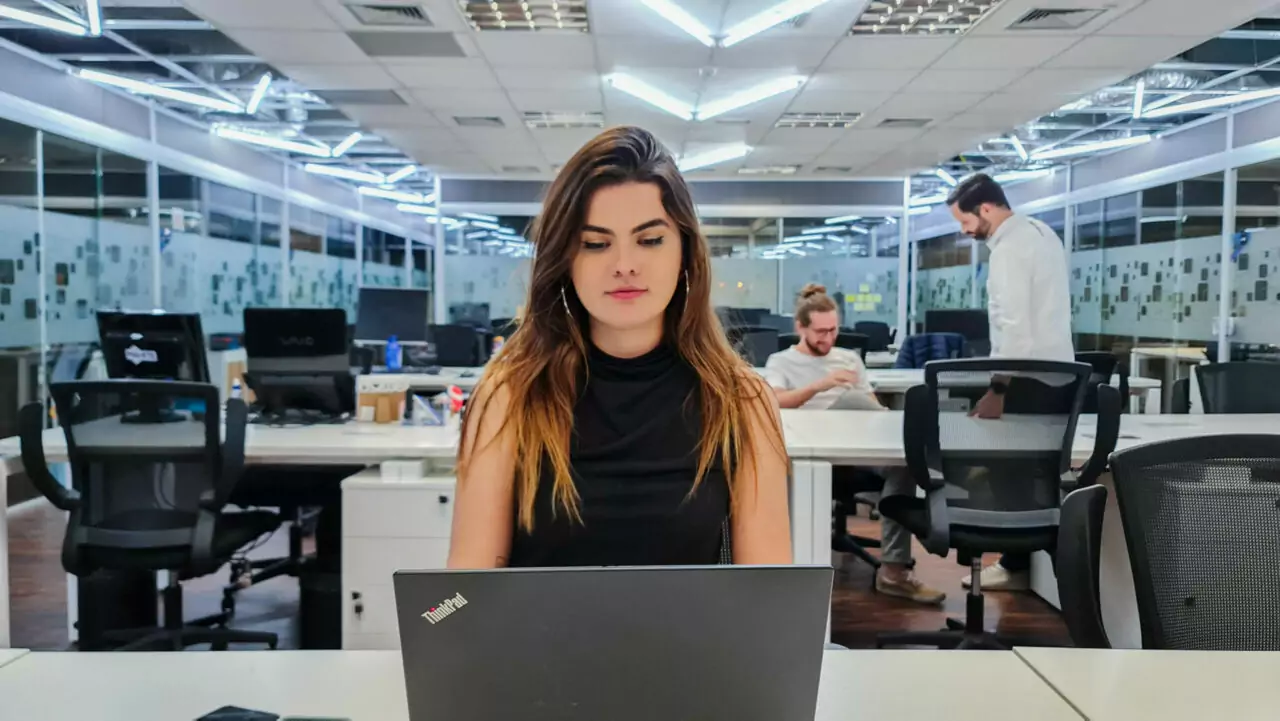 WeWork sala comercial e coworking em SP